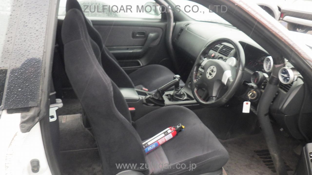 NISSAN SKYLINE 1998 Image 9
