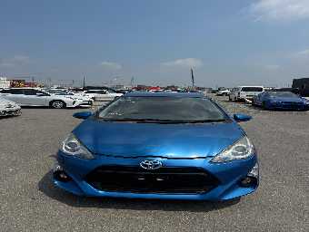 TOYOTA AQUA 2015 Image 2