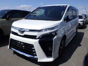 TOYOTA VOXY 2021 Image 2