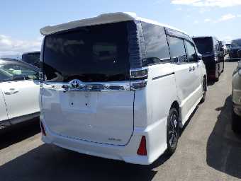 TOYOTA VOXY 2021 Image 4