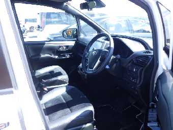 TOYOTA VOXY 2021 Image 7