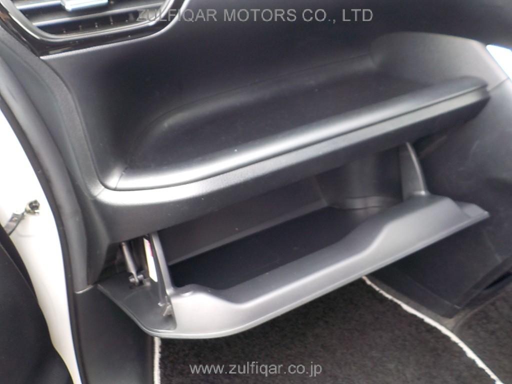 TOYOTA VOXY 2021 Image 6