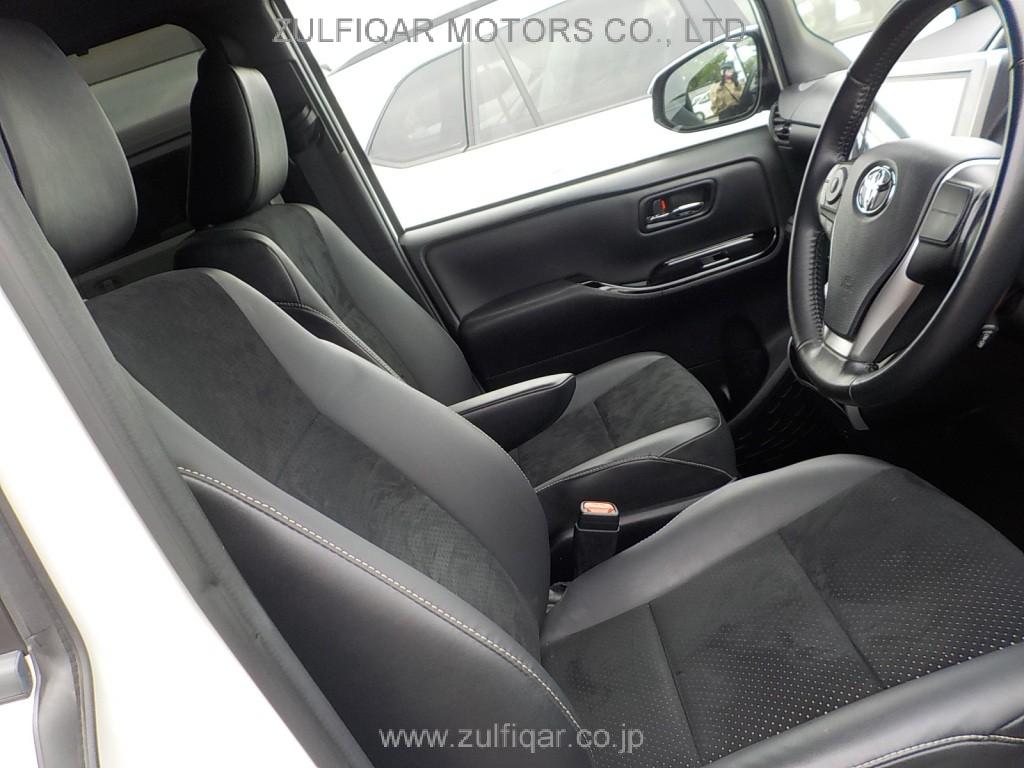 TOYOTA VOXY 2021 Image 7