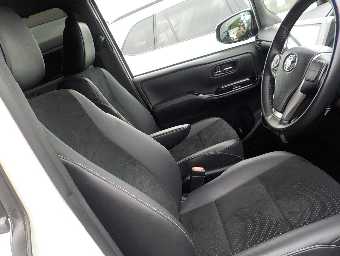 TOYOTA VOXY 2021 Image 7