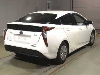 TOYOTA PRIUS 2018 Image 2