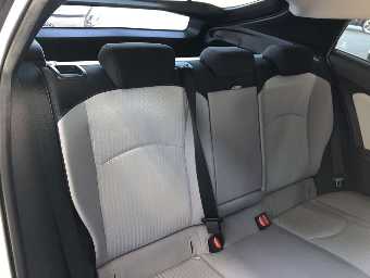 TOYOTA PRIUS 2018 Image 7