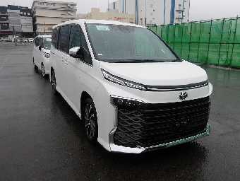 TOYOTA VOXY 2023 Image 1