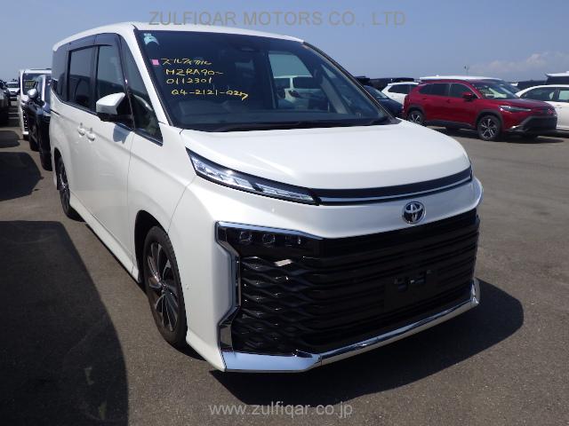 TOYOTA VOXY 2024 Image 1