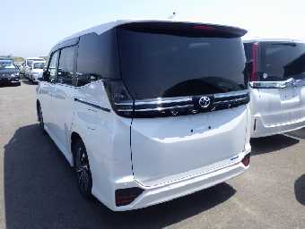 TOYOTA VOXY 2024 Image 3