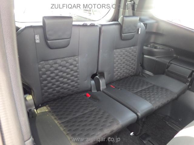 TOYOTA VOXY 2024 Image 9