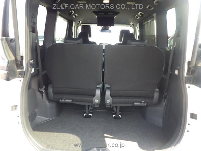 TOYOTA VOXY 2024 Image 10