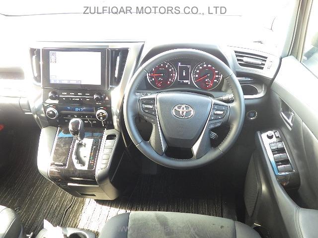 TOYOTA ALPHARD 2022 Image 5