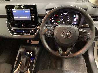 TOYOTA COROLLA TOURING 2021 Image 9