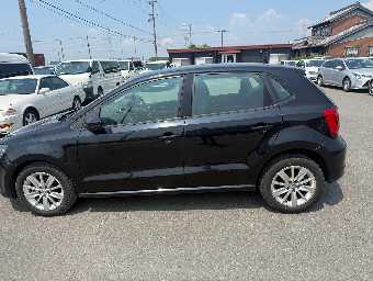 VOLKSWAGEN POLO 2015 Image 1