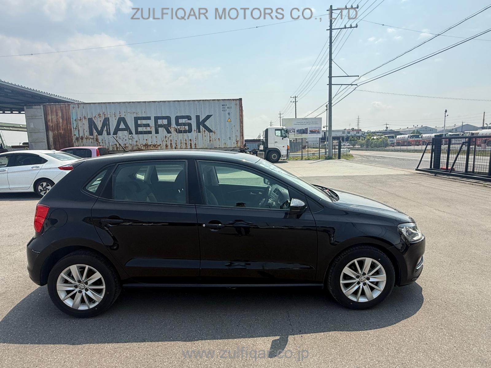 VOLKSWAGEN POLO 2015 Image 3