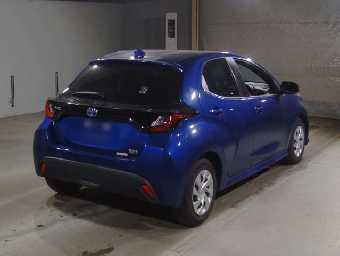 TOYOTA YARIS 2021 Image 2