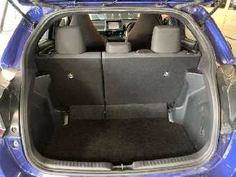 TOYOTA YARIS 2021 Image 8