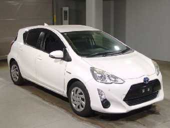 TOYOTA AQUA 2015 Image 3