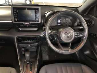 TOYOTA YARIS 2021 Image 6