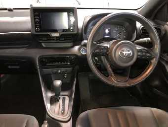 TOYOTA YARIS 2021 Image 6