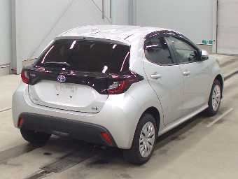 TOYOTA YARIS 2021 Image 2