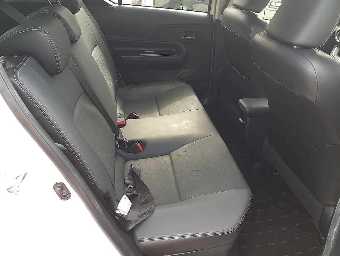 TOYOTA AQUA 2014 Image 10
