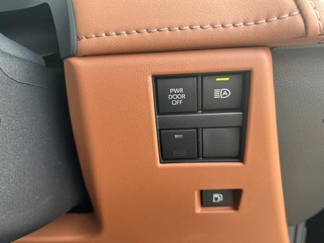 TOYOTA ALPHARD 2025 Image 21