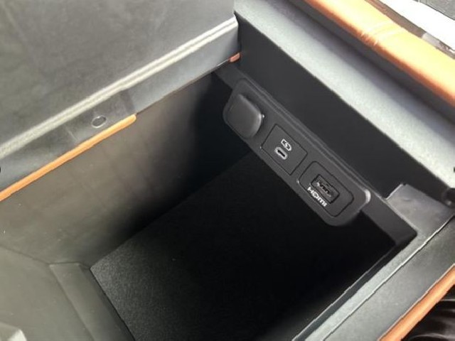 TOYOTA ALPHARD 2025 Image 24