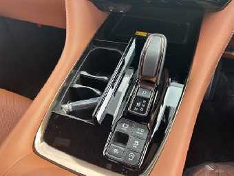 TOYOTA ALPHARD 2025 Image 19