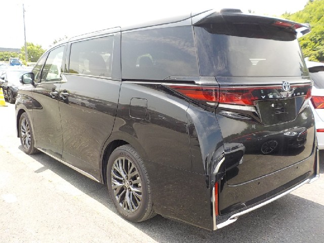 TOYOTA VELLFIRE 2025 Image 32