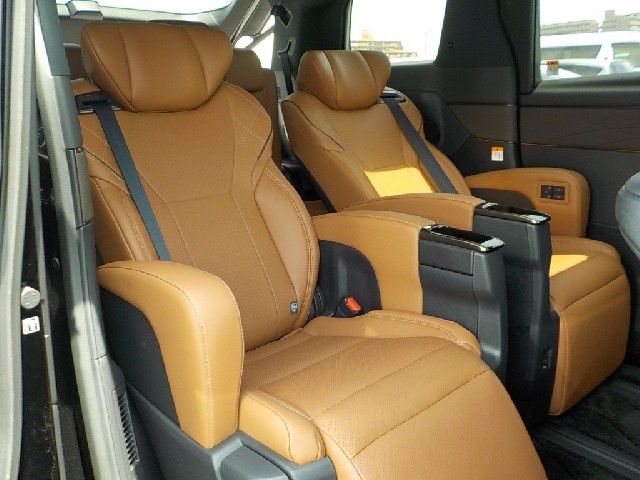TOYOTA VELLFIRE 2025 Image 39