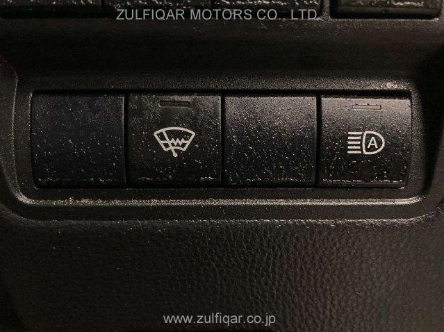 TOYOTA YARIS 2021 Image 12