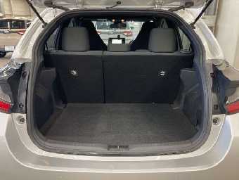 TOYOTA YARIS 2021 Image 8