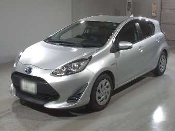 TOYOTA AQUA 2017 Image 1