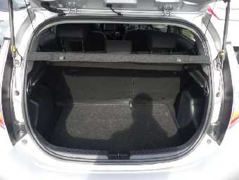 TOYOTA AQUA 2017 Image 8