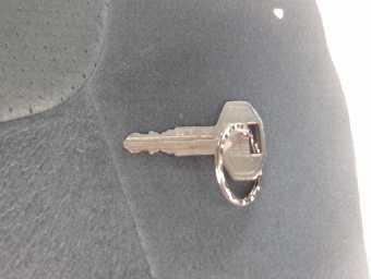 MITSUBISHI PAJERO 1999 Image 12