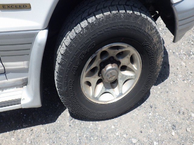 MITSUBISHI PAJERO 1999 Image 24