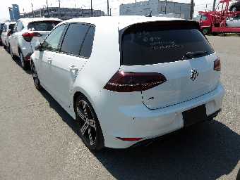 VOLKSWAGEN GOLF R 2015 Image 3