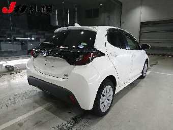 TOYOTA YARIS 2021 Image 2
