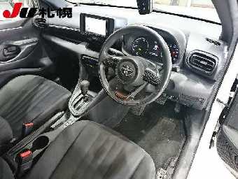 TOYOTA YARIS 2021 Image 3