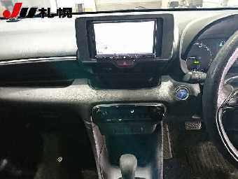 TOYOTA YARIS 2021 Image 6