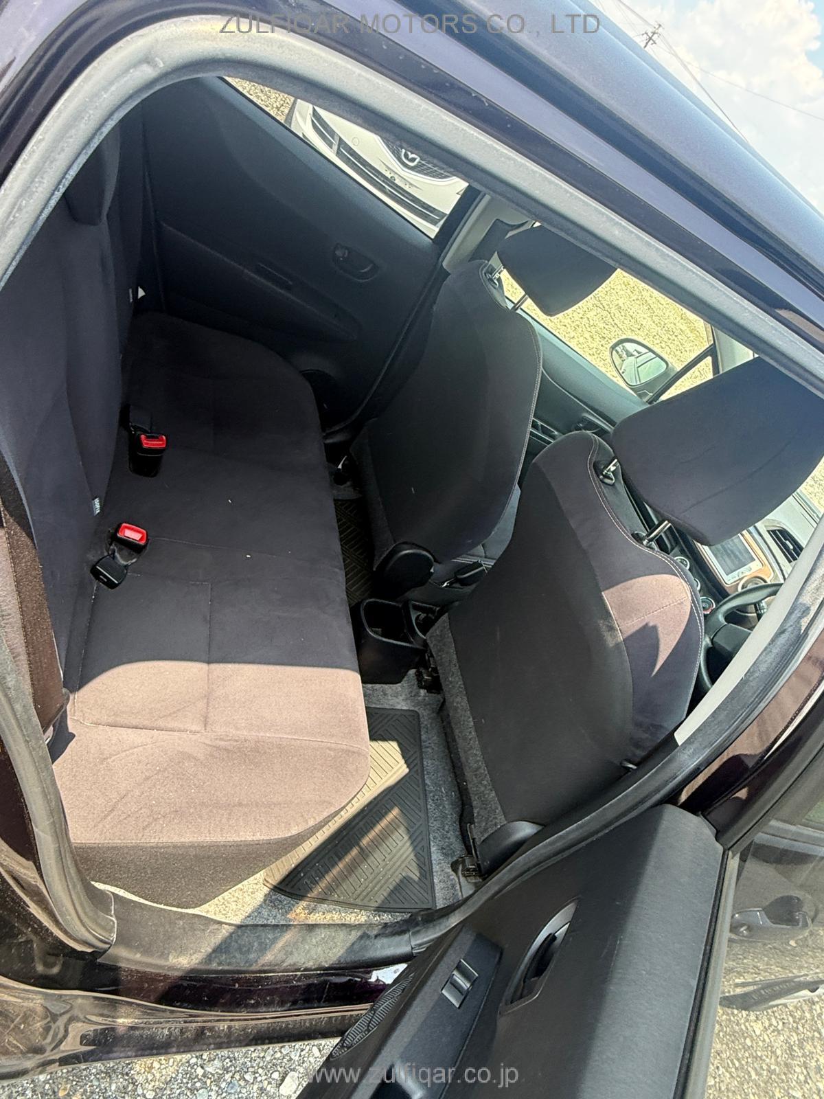 TOYOTA VITZ 2014 Image 8