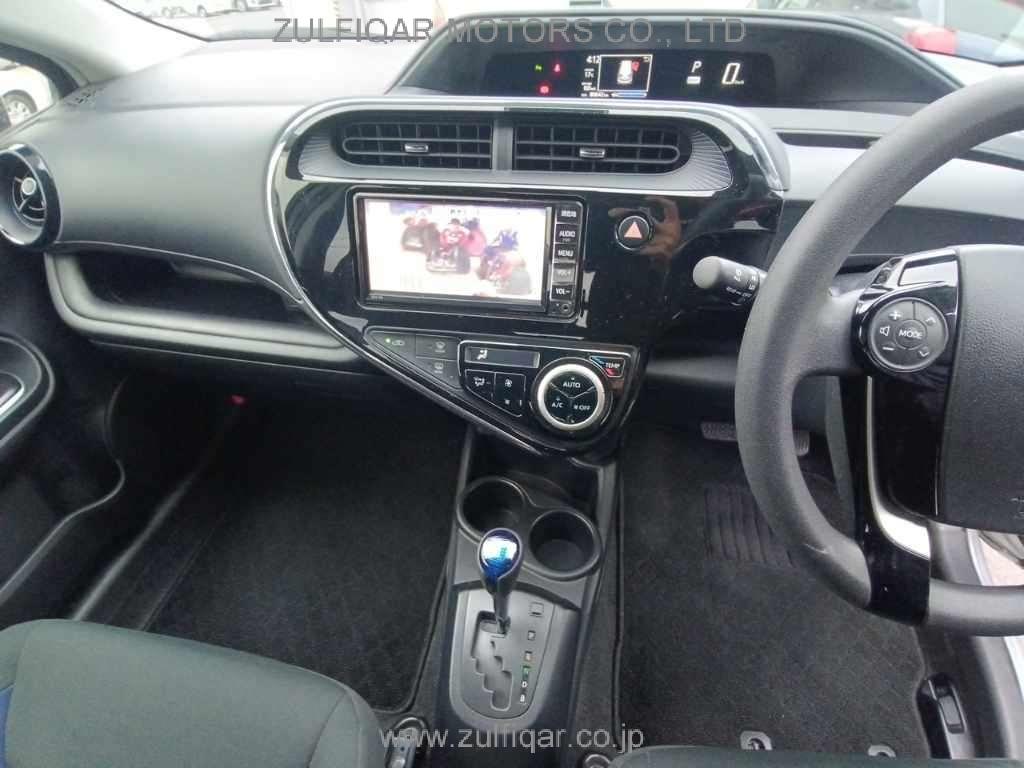 TOYOTA AQUA 2019 Image 11