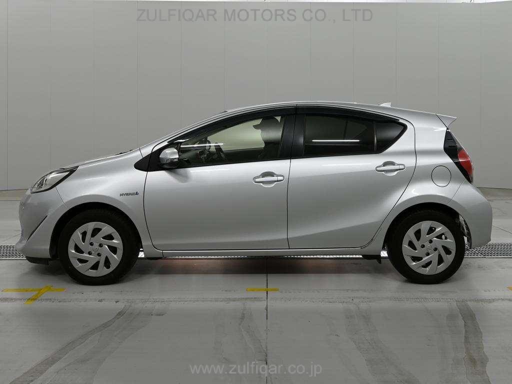 TOYOTA AQUA 2019 Image 4