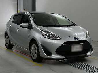 TOYOTA AQUA 2019 Image 5