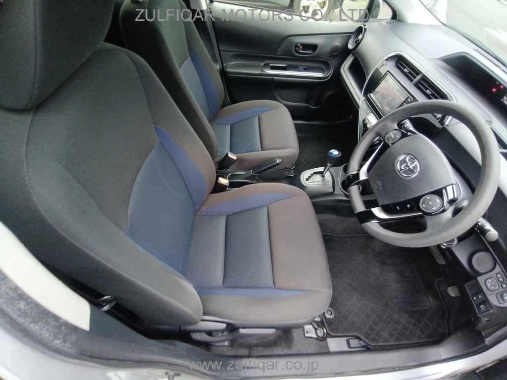 TOYOTA AQUA 2019 Image 10