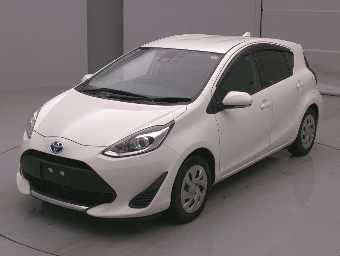 TOYOTA AQUA 2021 Image 1