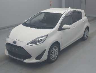 TOYOTA AQUA 2021 Image 1