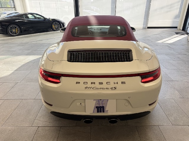 PORSCHE 911 2016 Image 20