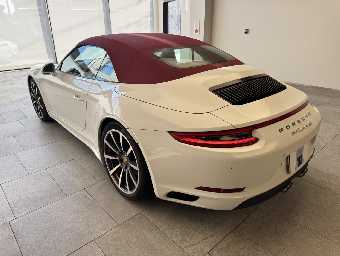 PORSCHE 911 2016 Image 15